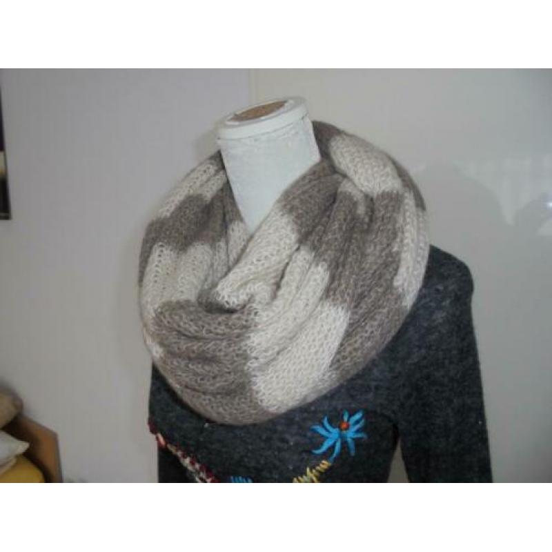 Bruine colshawl shawl col acryl