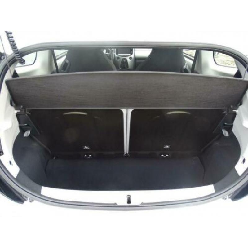 Toyota Aygo 1.0 VVT-i X-Nav 3-deurs | Airco | Navigatie | Pa