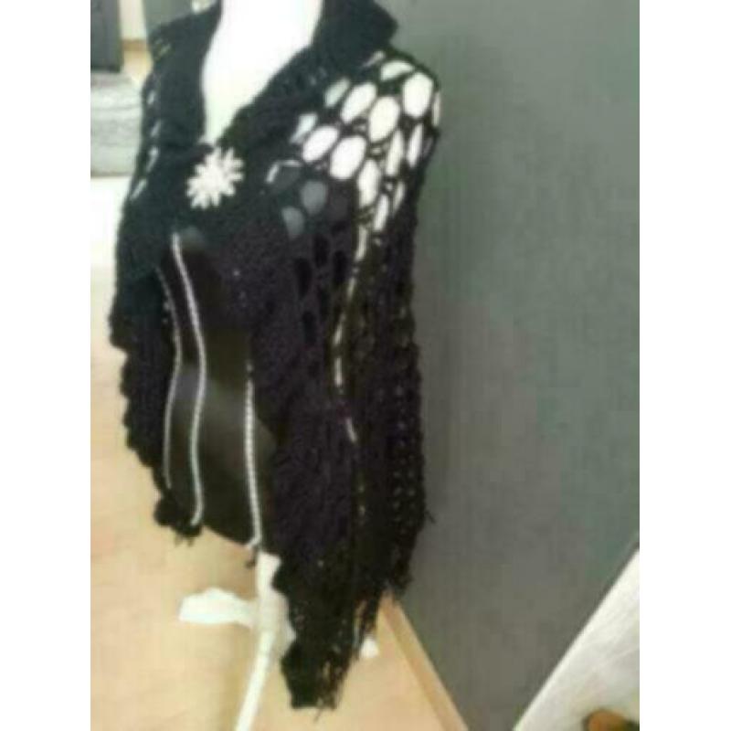 HANDMADE Zwarte PONCHO/Omslagsjaal Incl.Verzenden!!!!!!
