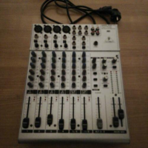 Behringer Xenyx 1204 USB mengpaneel