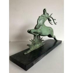 Edelhert Art Deco Beeld