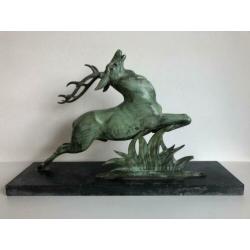Edelhert Art Deco Beeld