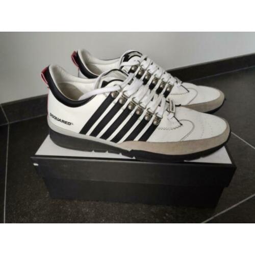Te koop zeer mooie originele Dsquared sneakers maat 45.