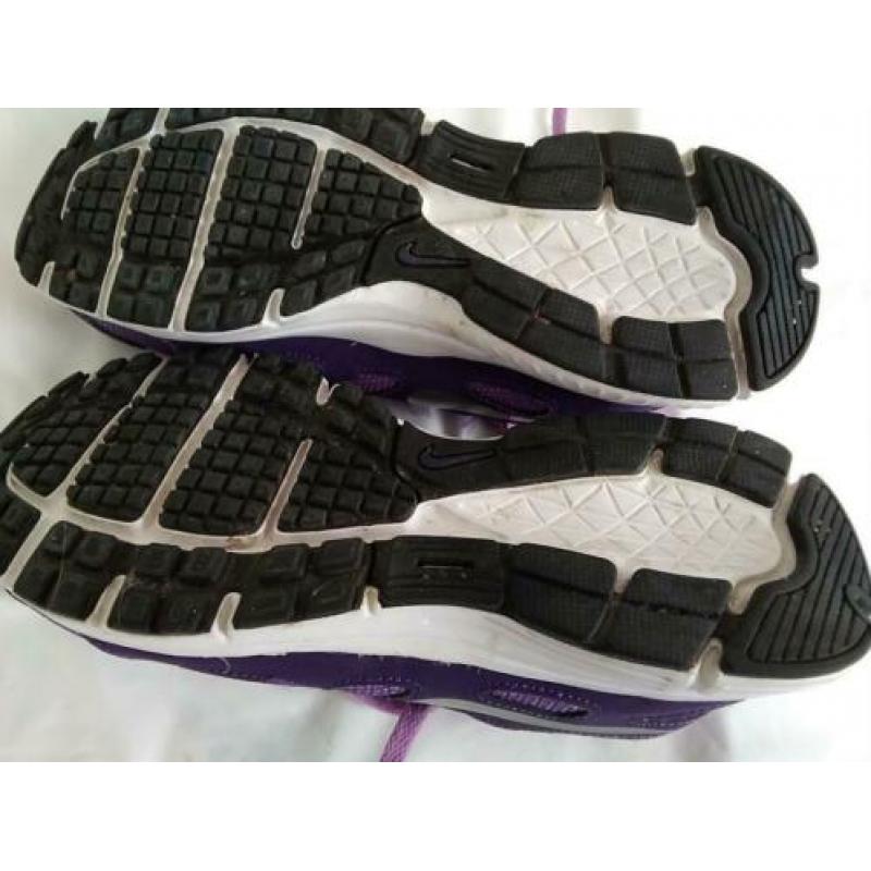 NIKE sneakers 37,5