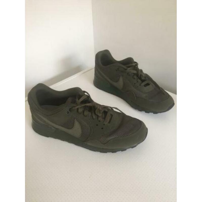 Nike air Pegasus maat 44,5. Donkergroen, nauwelijks gedragen