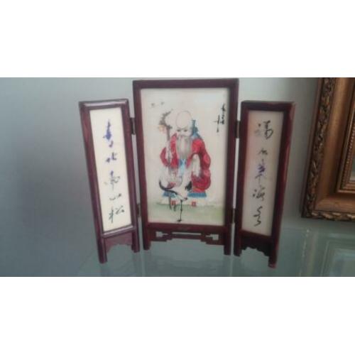 Uniek antiek Chinees drieluik met beschildering op glas.