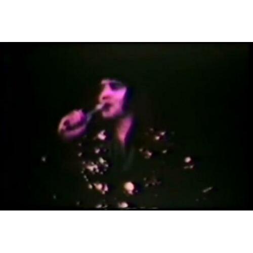 Elvis Presley dvd tearing ‘em up! 1971