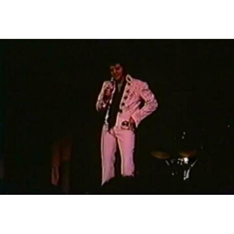 Elvis Presley dvd tearing ‘em up! 1971