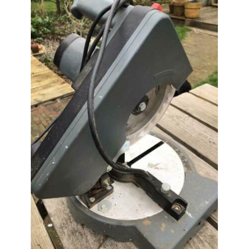 Kinzo cirkel zaagmachine / afkortzaag