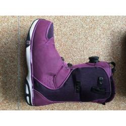 Paarse snowboard schoenen maat 42 2/3