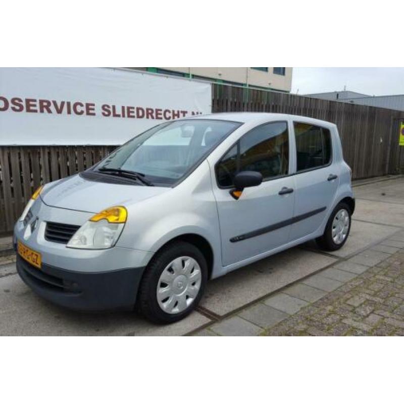 RENAULT Modus 1.4 16V 72KW Expression