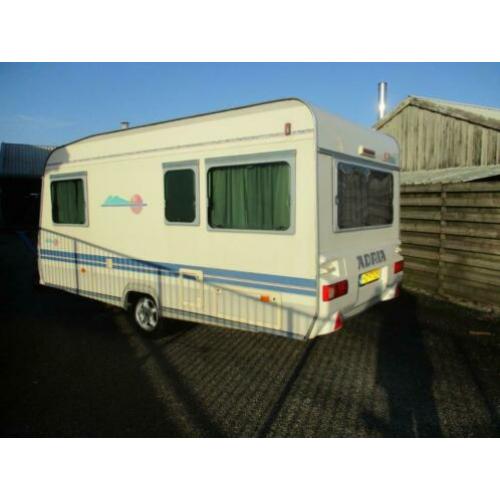 Nette adria 431 dd unica a ,voortent,bovag 2019,b,j 2003