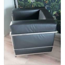 Fauteuil Le Corbusier LC2 Zwart leer (Replica)