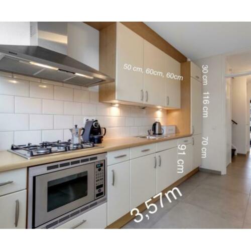 Complete keuken met Bosch apparatuur. Mei ophalen.