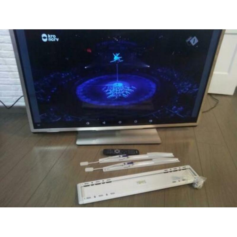 Smart tv en 3d Philips. 117 cm Lees adv
