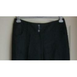 Witteveen zwarte linnen pantalon voor & achter 2 zakken Mt 4