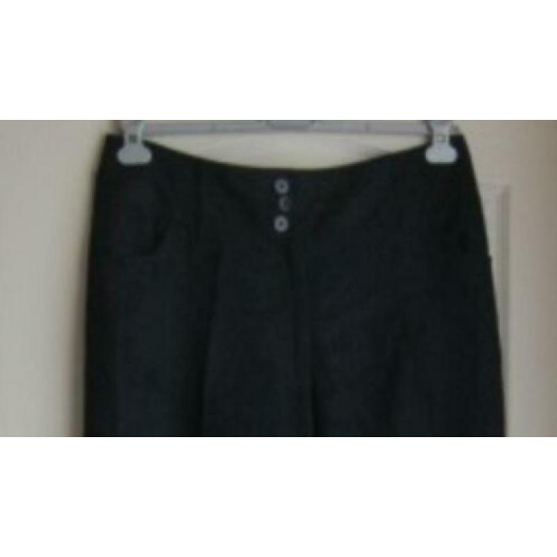 Witteveen zwarte linnen pantalon voor & achter 2 zakken Mt 4