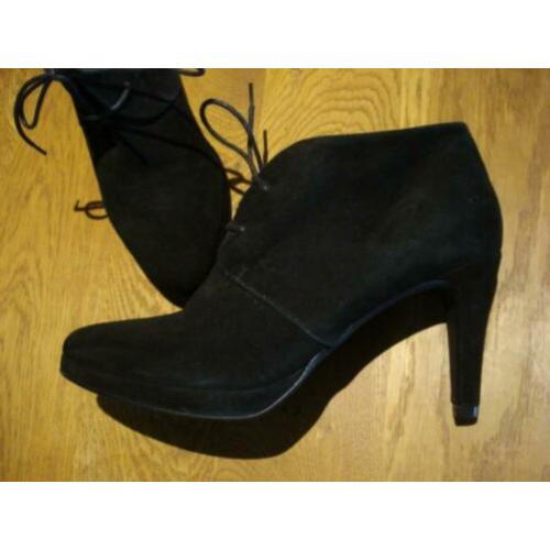 Bijna nieuwe suede laarsjes v. MANFIELD maat 38
