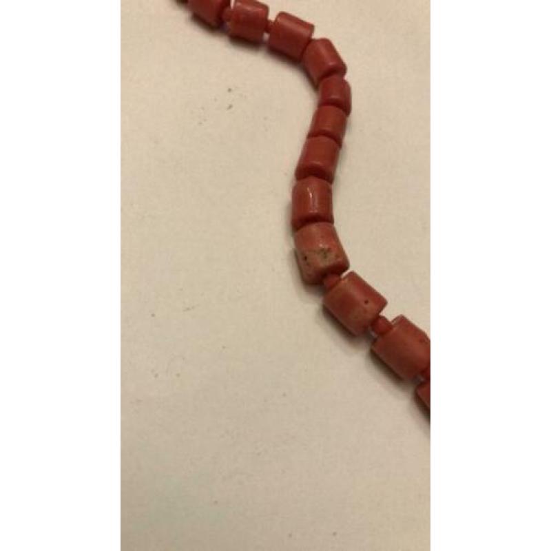 Bloedkoraal ketting 62 cm lang