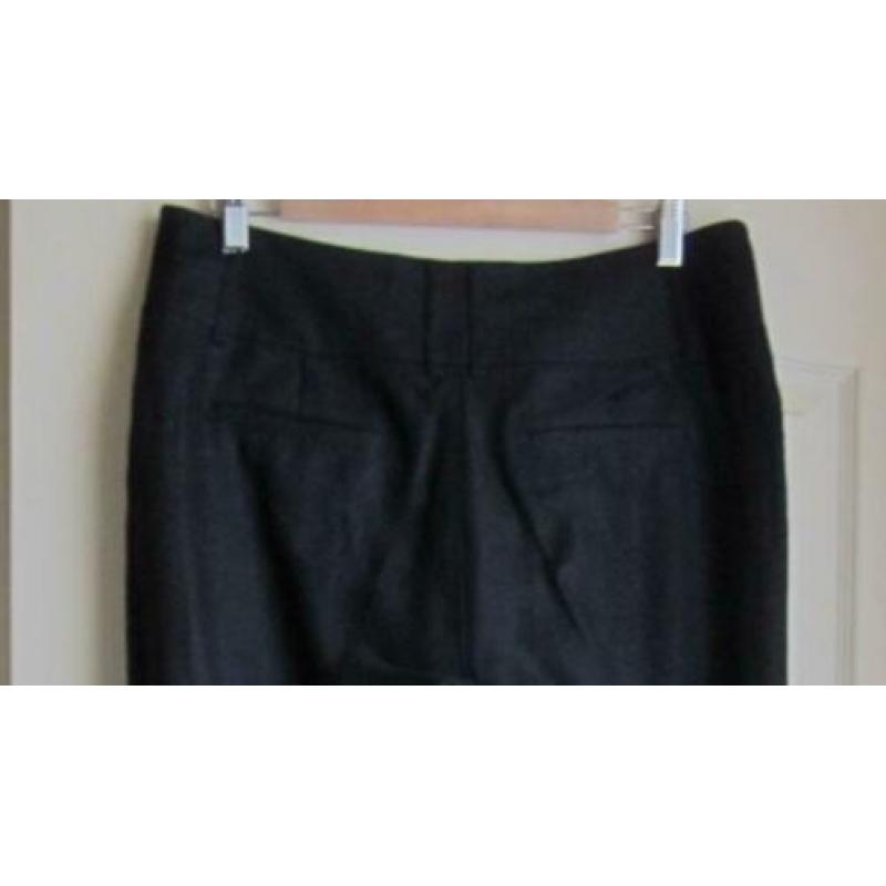 Witteveen zwarte linnen pantalon voor & achter 2 zakken Mt 4