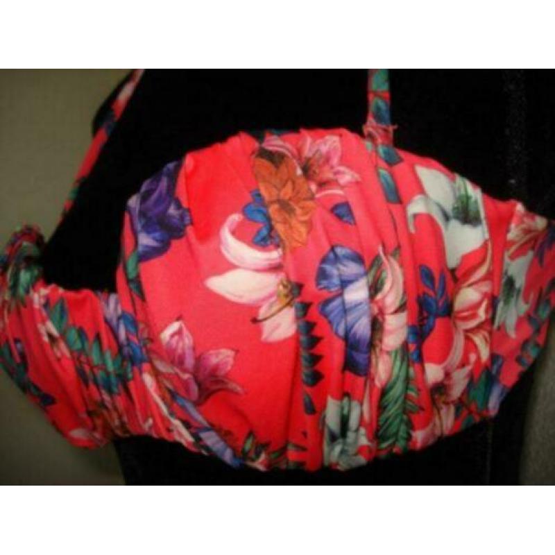 Bikini maat 38 Bh 75 C