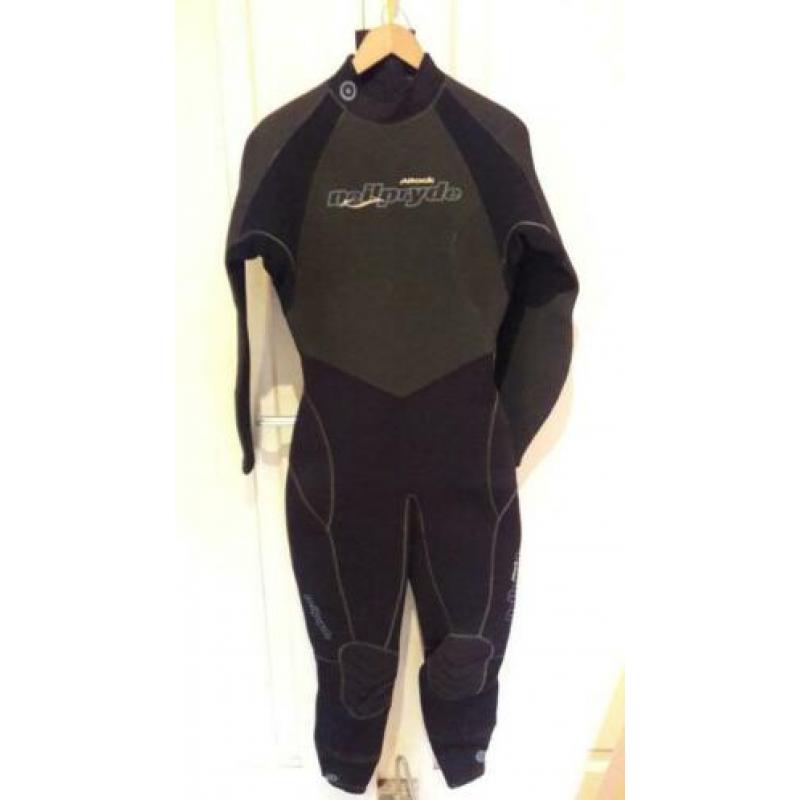 A-merk kinderwetsuits (shorty's en full-suits) v.a. €25,00