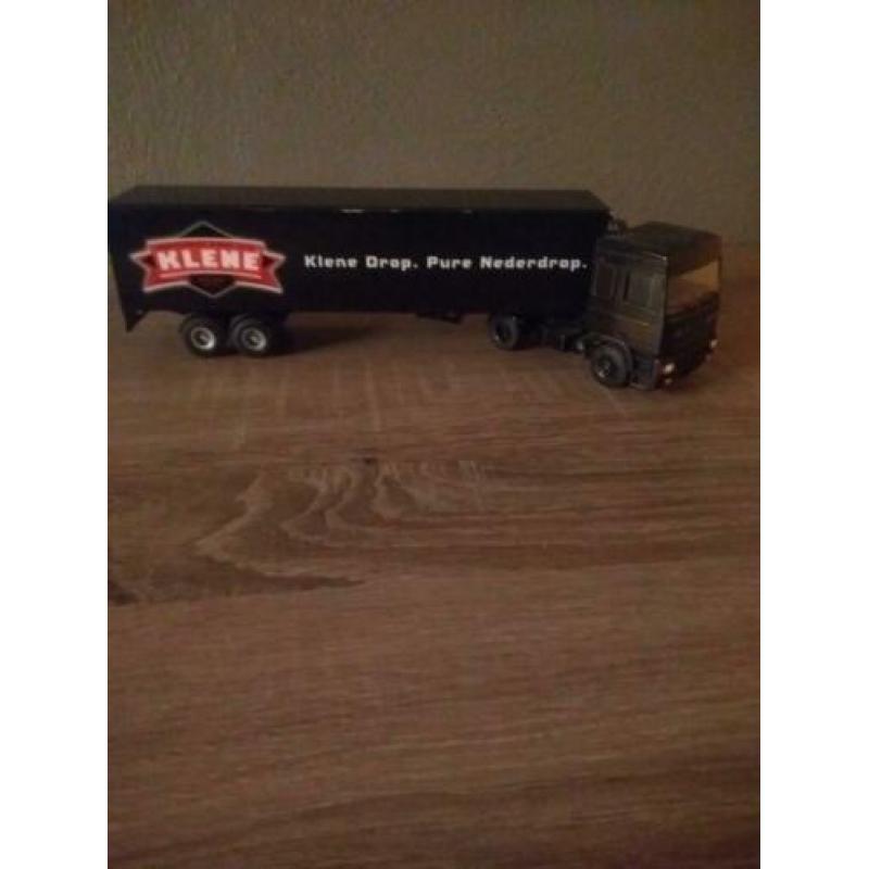 Ik hep een DAF 95 van LION CAR 1:50