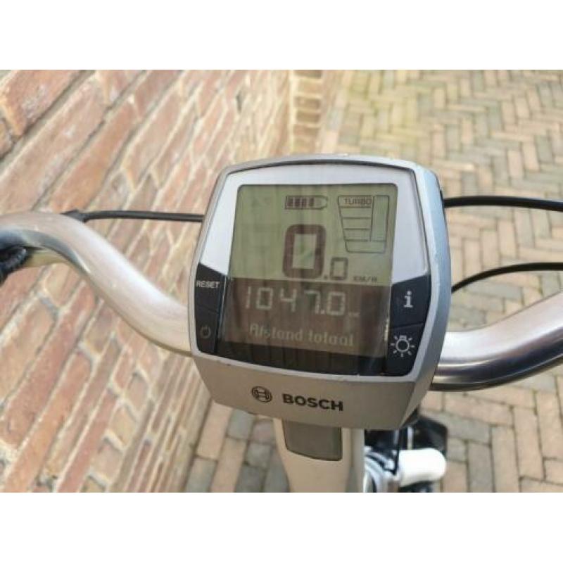 Twee mooie Trek damesfietsen met Bosch middenmotor