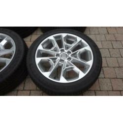 Audi Q2 S-Line 2016 /heden- Nieuwe 18 inch velgen en banden