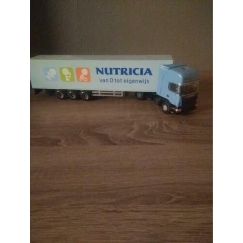 Ik hep een SCANIA van LION CAR 1:50