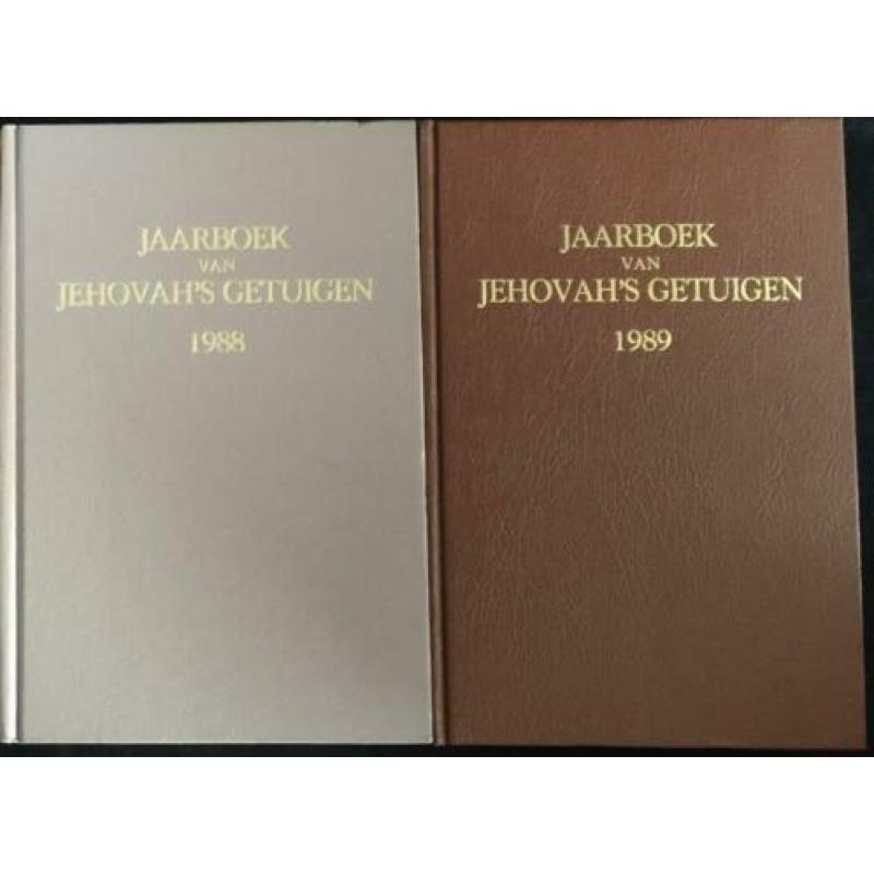 14x Jaarboek Jehovah's Getuigen JG Wachttoren