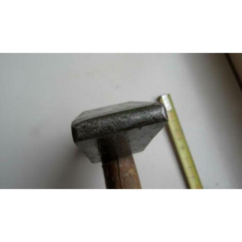 Primat bankhamer 800 gram met lange steel