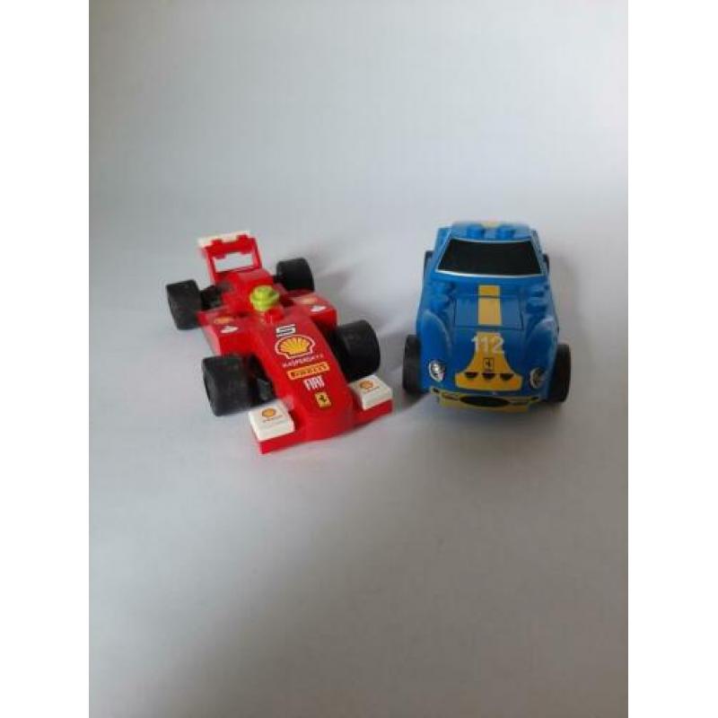 Stoere lego F1 set met 4 (race) autos, pitstop en monteur