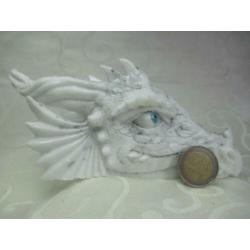 Orgone / orgonite/ orgoniet draak maansteen