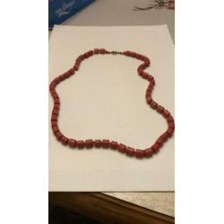 Bloedkoraal ketting 62 cm lang