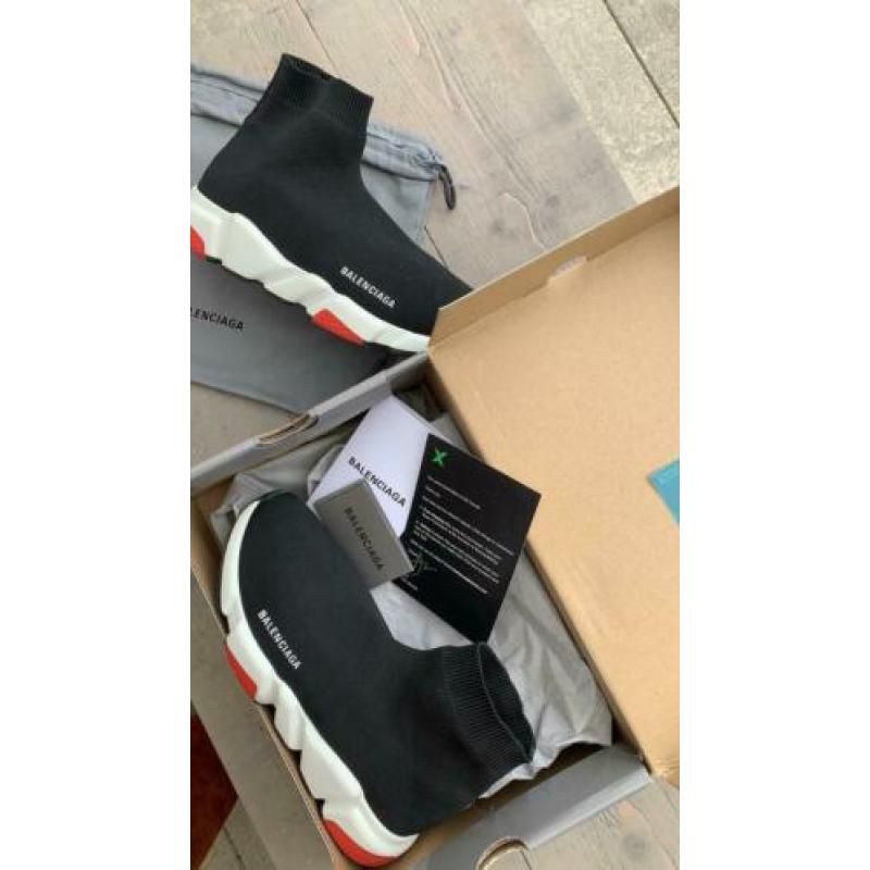 balenciaga sneakers speed trainer