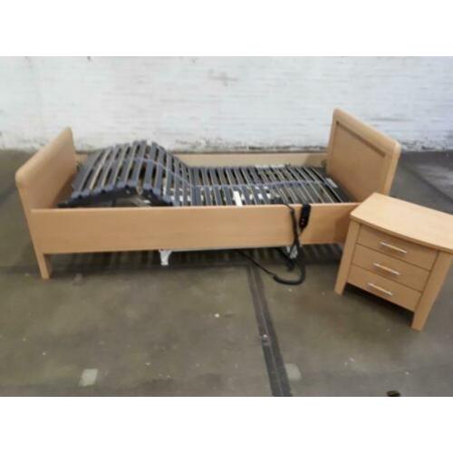Hoog,laag bed , zo goed als nieuw € 75,-