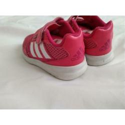 Roze ADIDAS schoenen 24