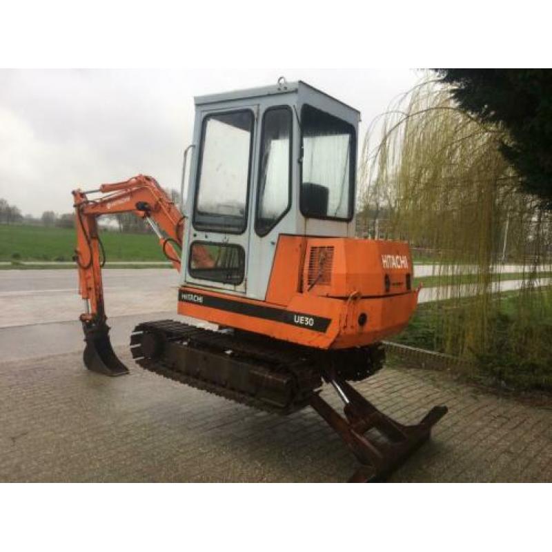 Hitachi minigraver UE30