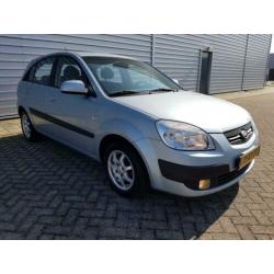 Kia Rio 1.4 Festival Airco / LM Velgen / 5drs