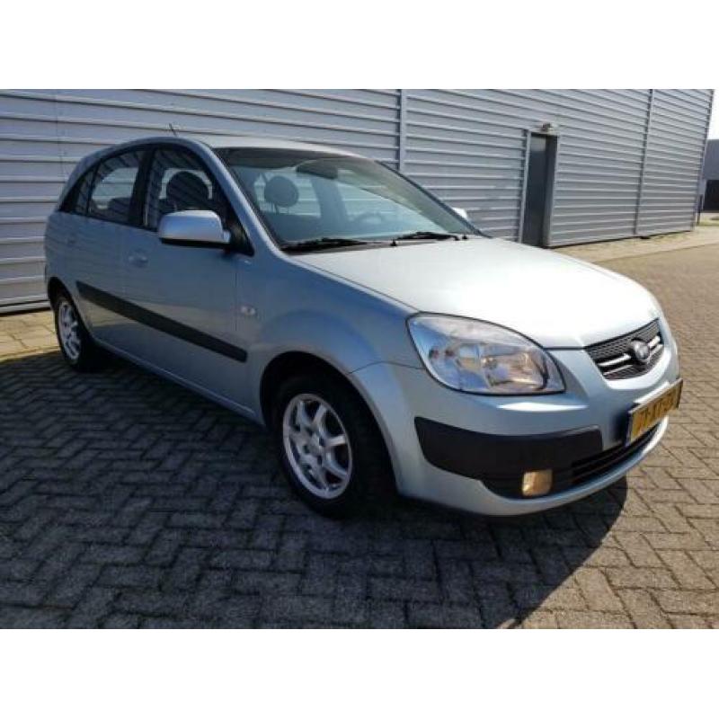Kia Rio 1.4 Festival Airco / LM Velgen / 5drs