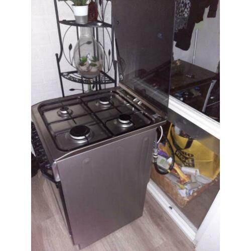 indesit 2 jaar oud