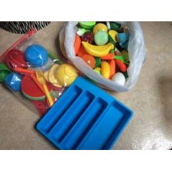 plastic fruit en bestek
