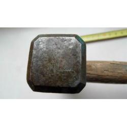 Primat bankhamer 800 gram met lange steel