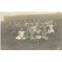 Fotokaart Terneuzen meisjes schoolklas ca 1920
