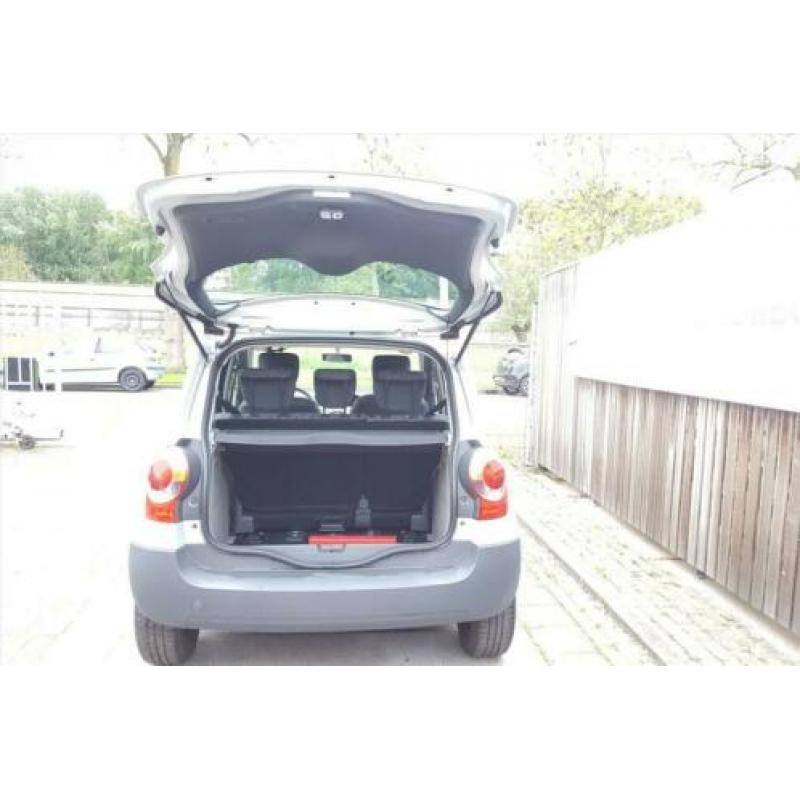 RENAULT Modus 1.4 16V 72KW Expression
