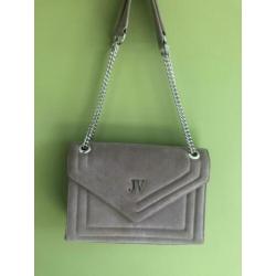Angela bag josh v