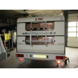 5pers. lmc met treinzit/middenzit/dwarsstapelbed en voortent