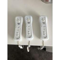 Goede Wii met 27 games, Flatscreen TV en veel toebehoren
