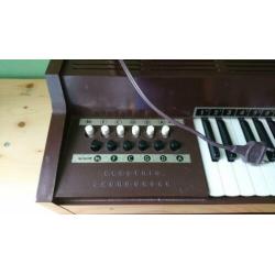 Magnus Electric Chord Organ 391, elektrisch orgel